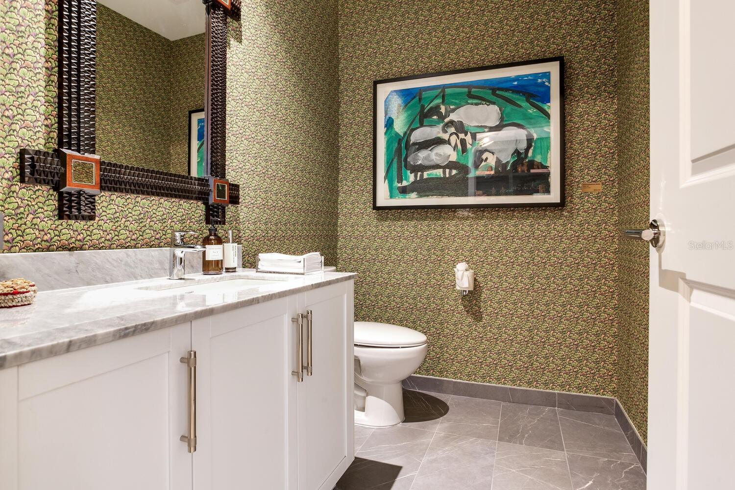 BAYSHORE YSABELLA CONDOMINIUM - Residential