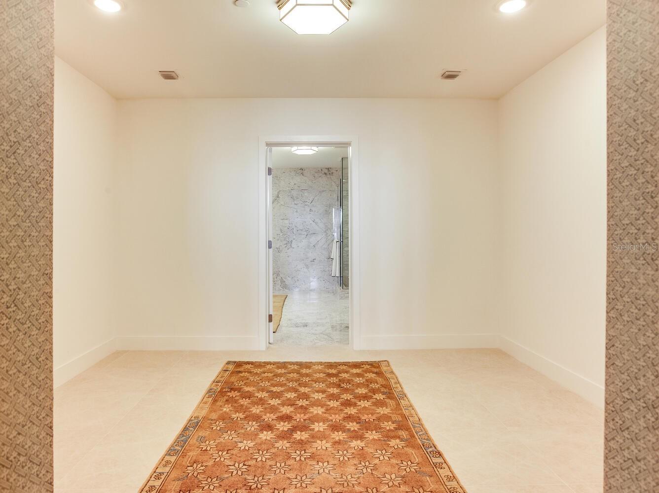 BAYSHORE YSABELLA CONDOMINIUM - Residential