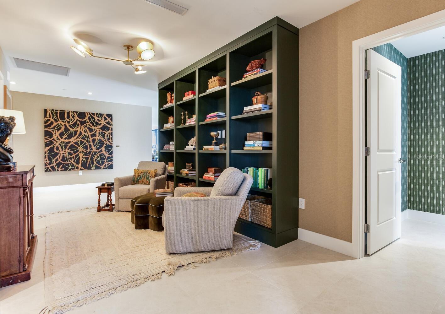 BAYSHORE YSABELLA CONDOMINIUM - Residential