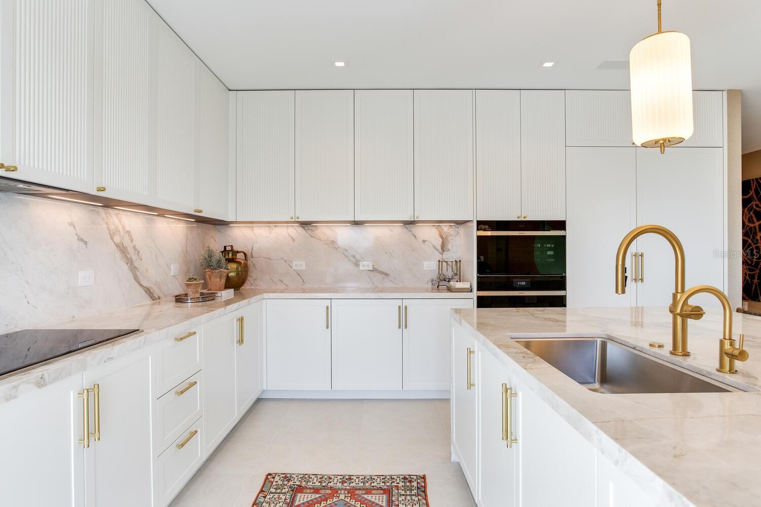 BAYSHORE YSABELLA CONDOMINIUM - Residential