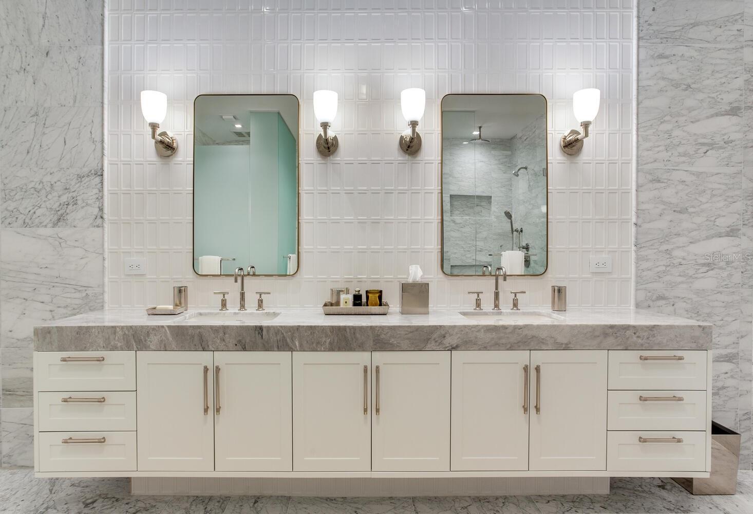 BAYSHORE YSABELLA CONDOMINIUM - Residential