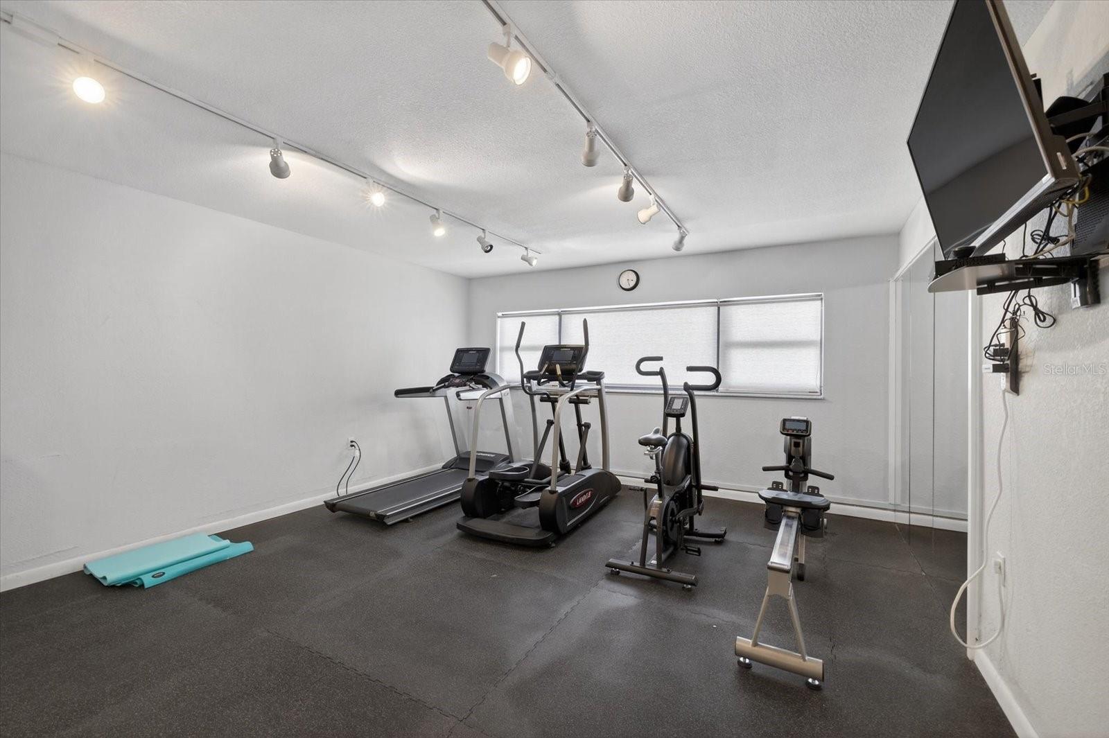 THE PINNACLE APTS A CONDO - Residential