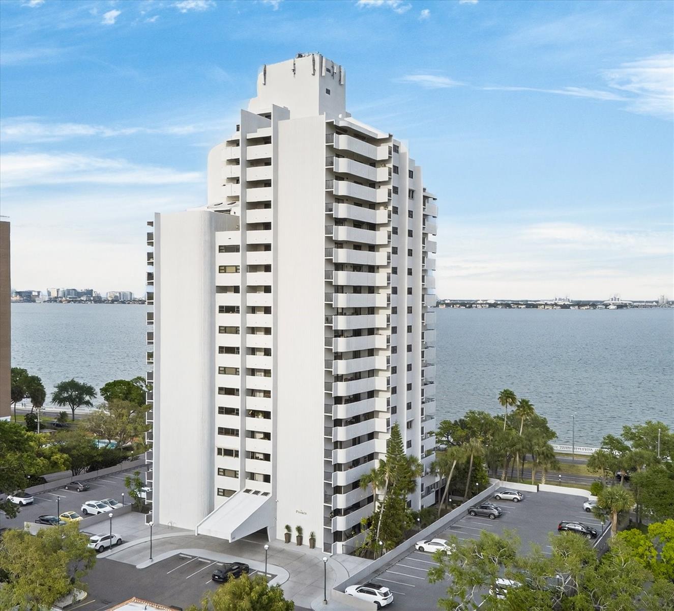 THE PINNACLE APTS A CONDO - Residential