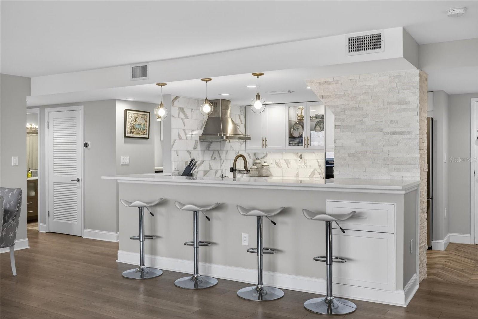 THE PINNACLE APTS A CONDO - Residential