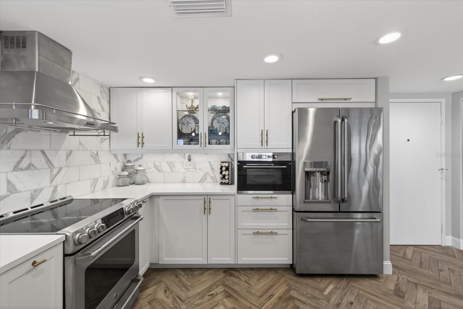 THE PINNACLE APTS A CONDO - Residential