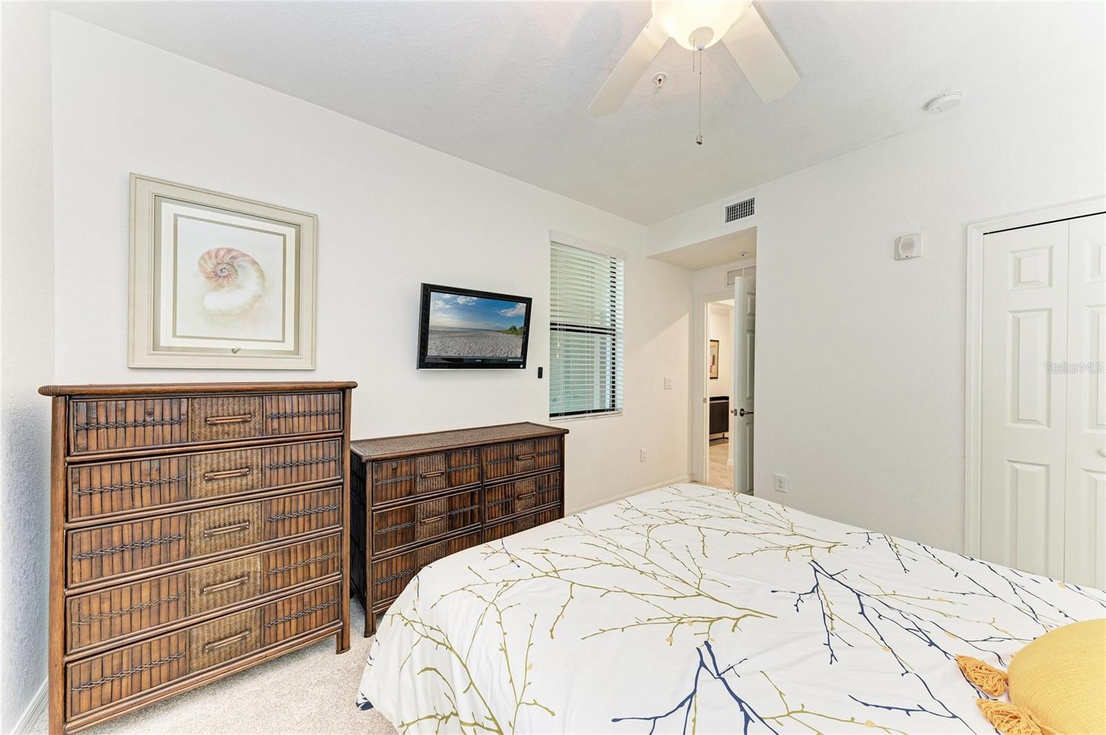 RIVER STRAND - Residential