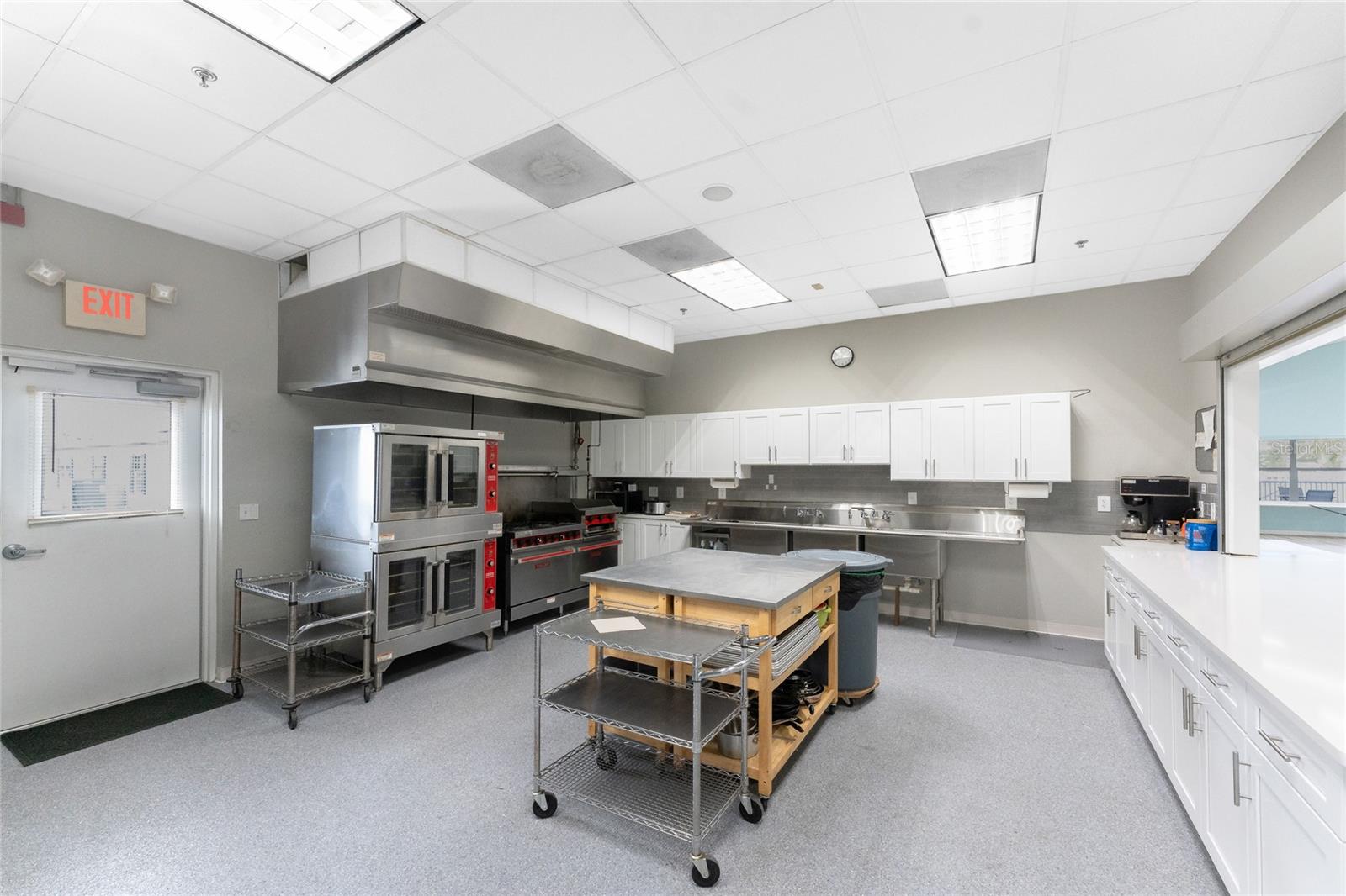 RIVER FOREST MHP - Residential