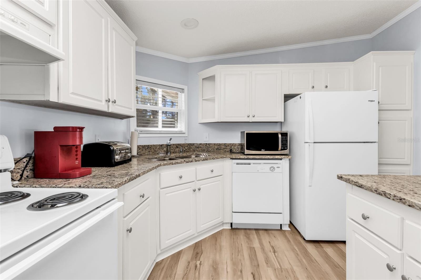 RIVER FOREST MHP - Residential