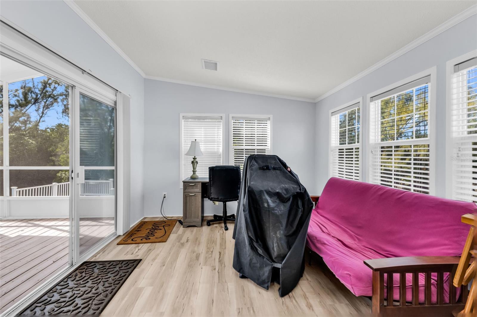 RIVER FOREST MHP - Residential