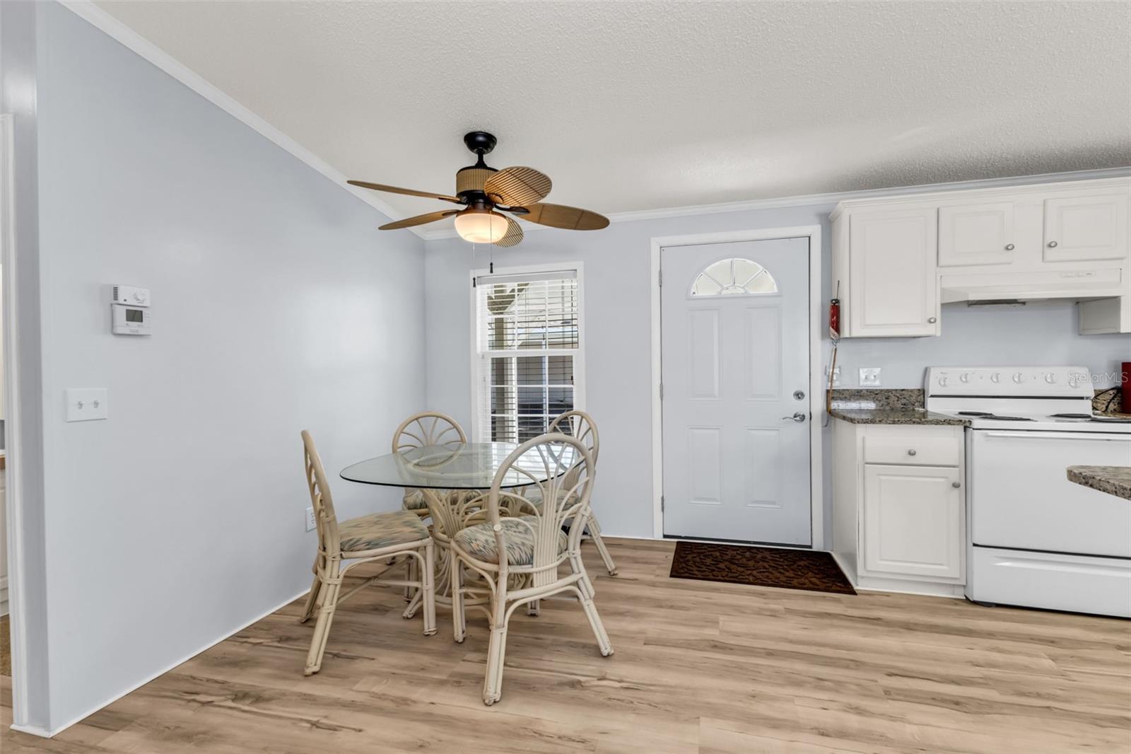 RIVER FOREST MHP - Residential