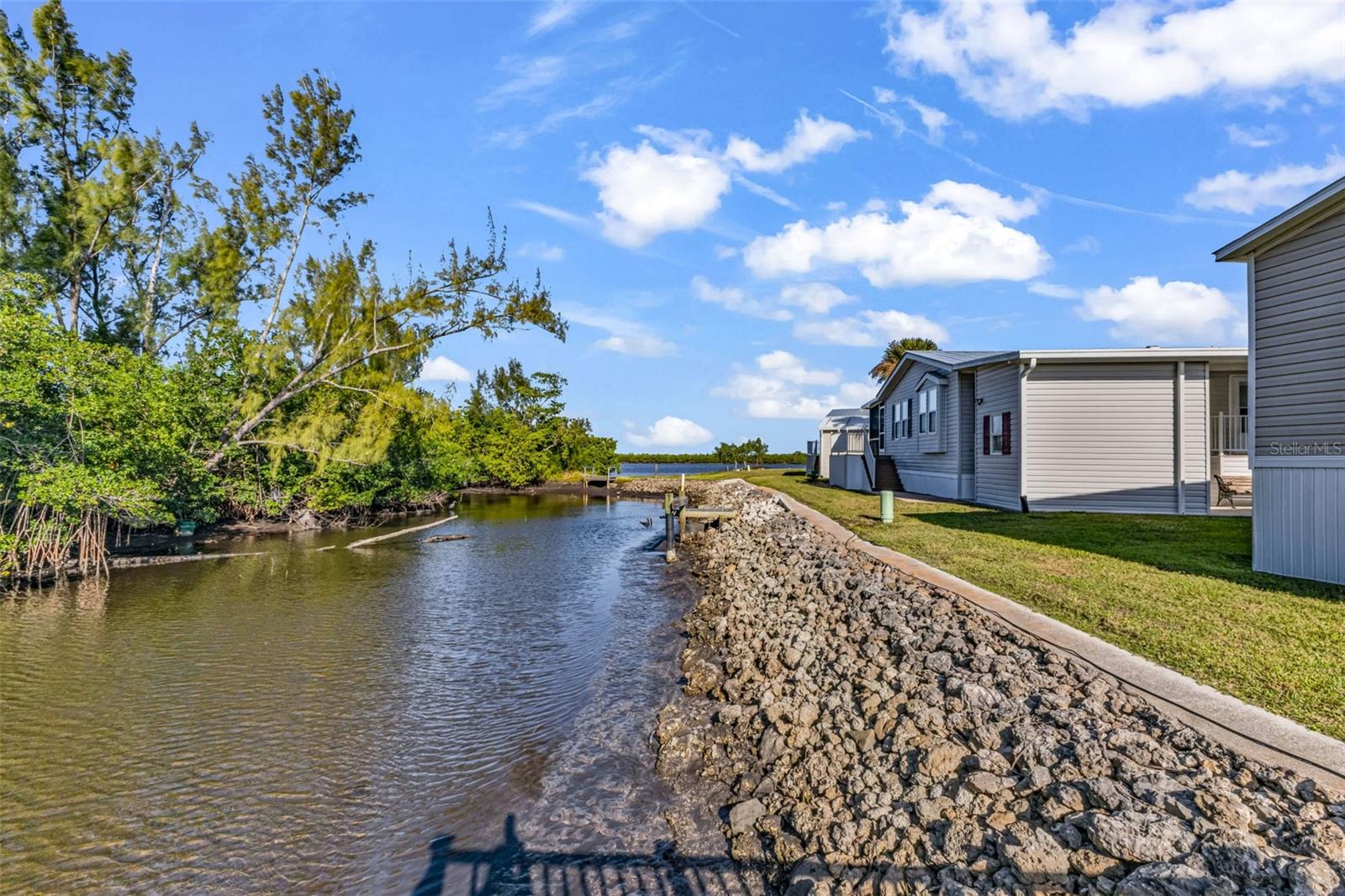 RIVER FOREST MHP - Residential