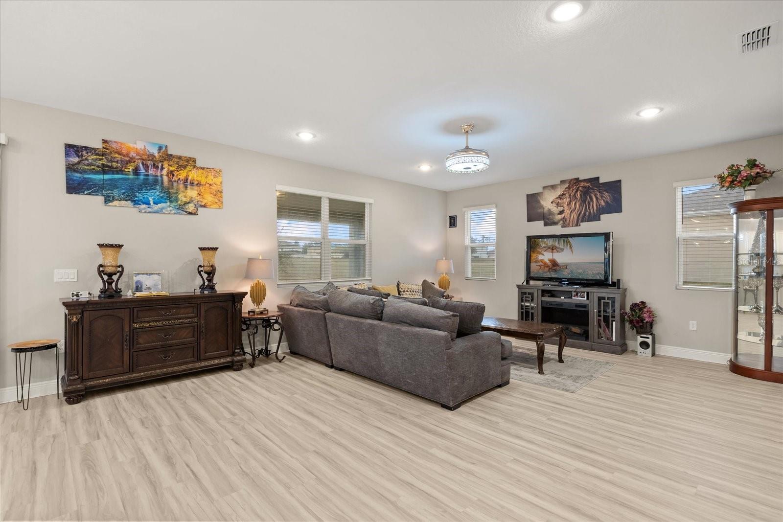 31707 BROADWATER AVENUE