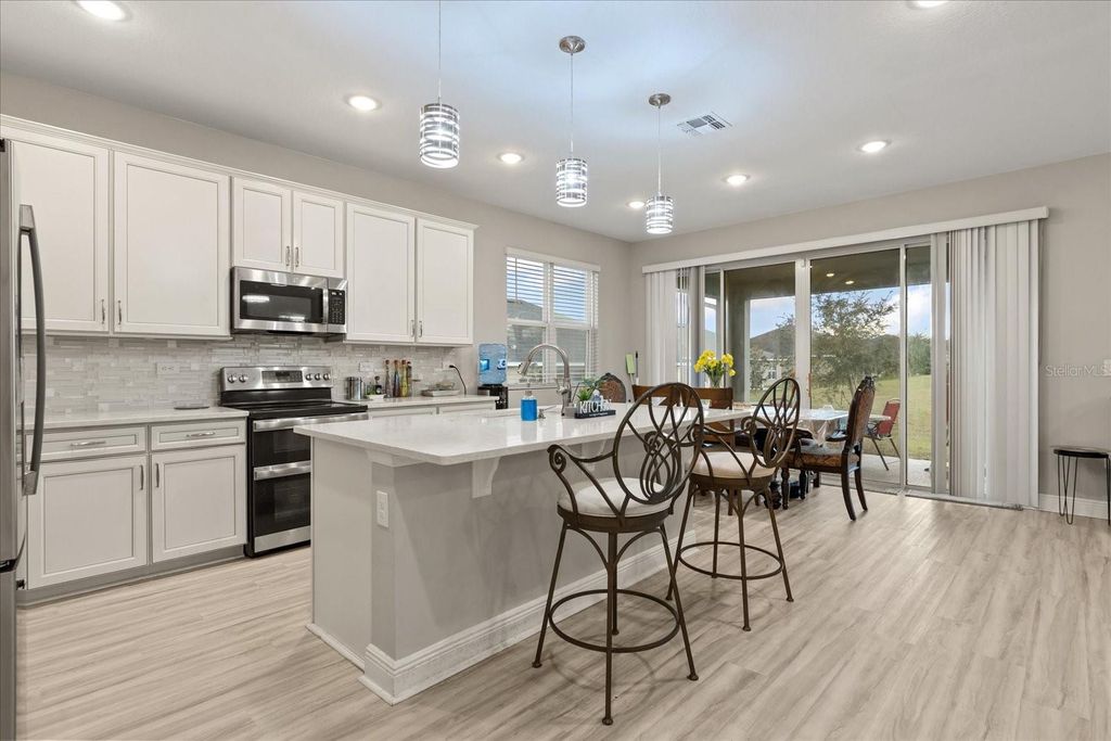 Photo of 31707 Broadwater Avenue, Leesburg, FL 34748 (MLS # O6365861)