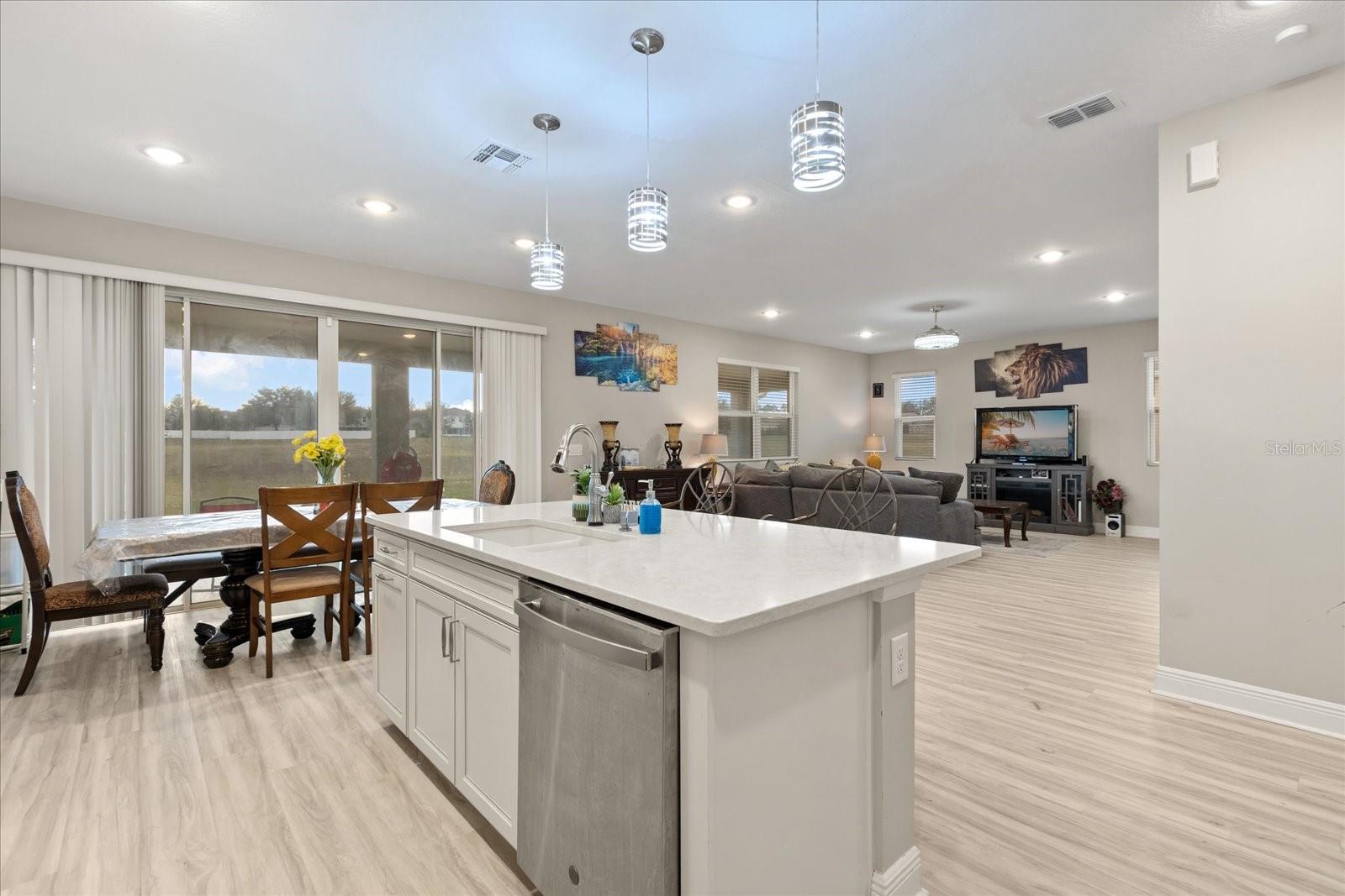 SEASONS/PK HILL - Residential