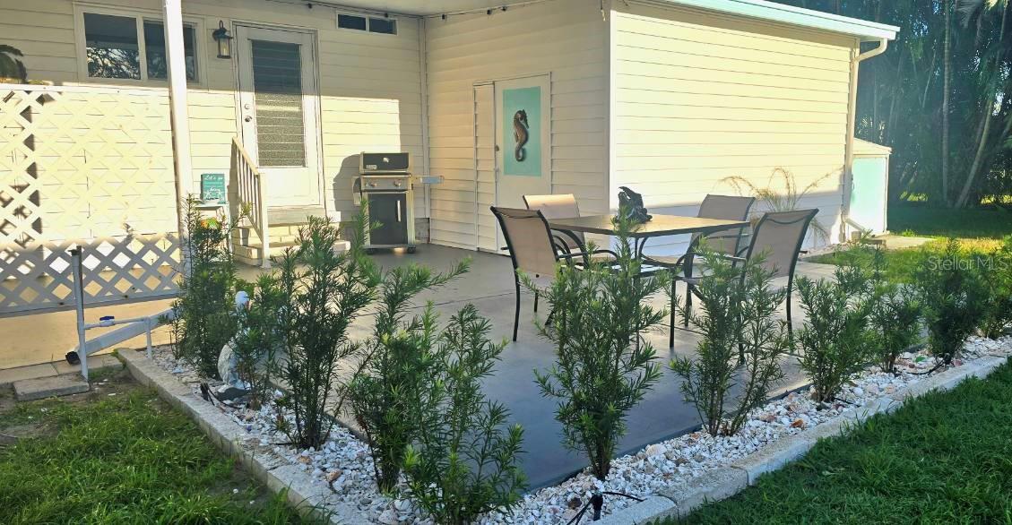 LAKE TARPON MOBILE HOME VILLAGE - Residential