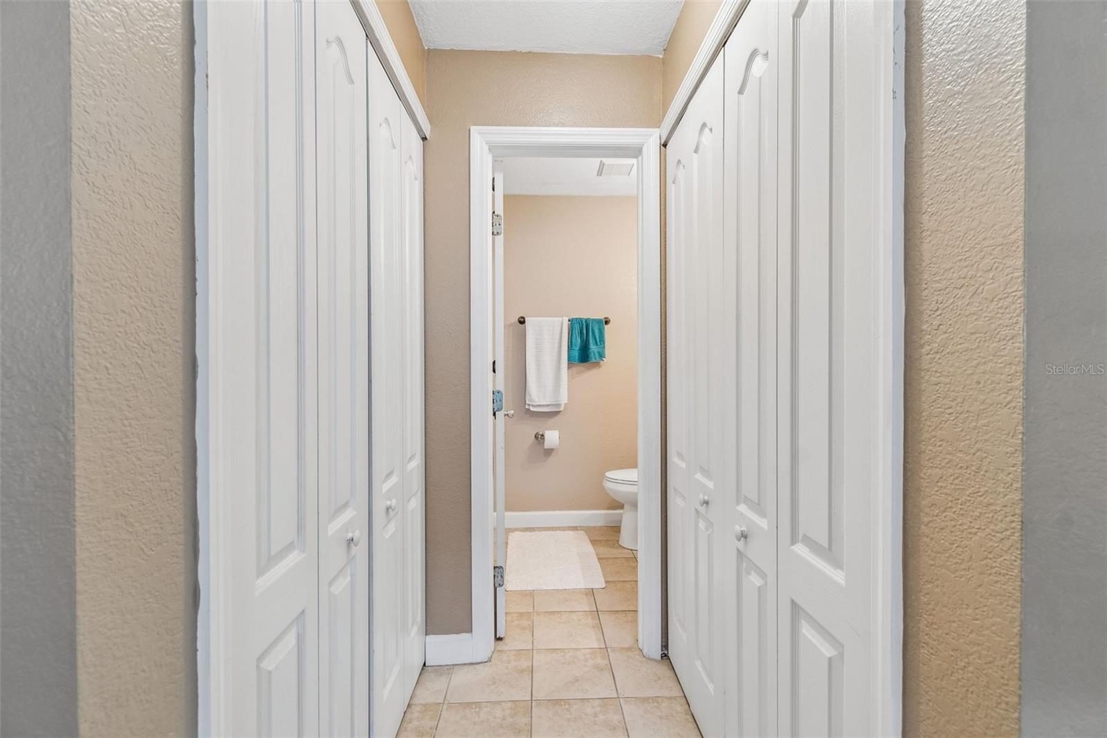 THE HAMPTONS AT BRANDON A CONDO - Residential