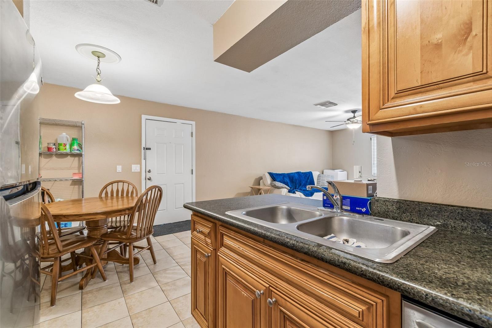 THE HAMPTONS AT BRANDON A CONDO - Residential