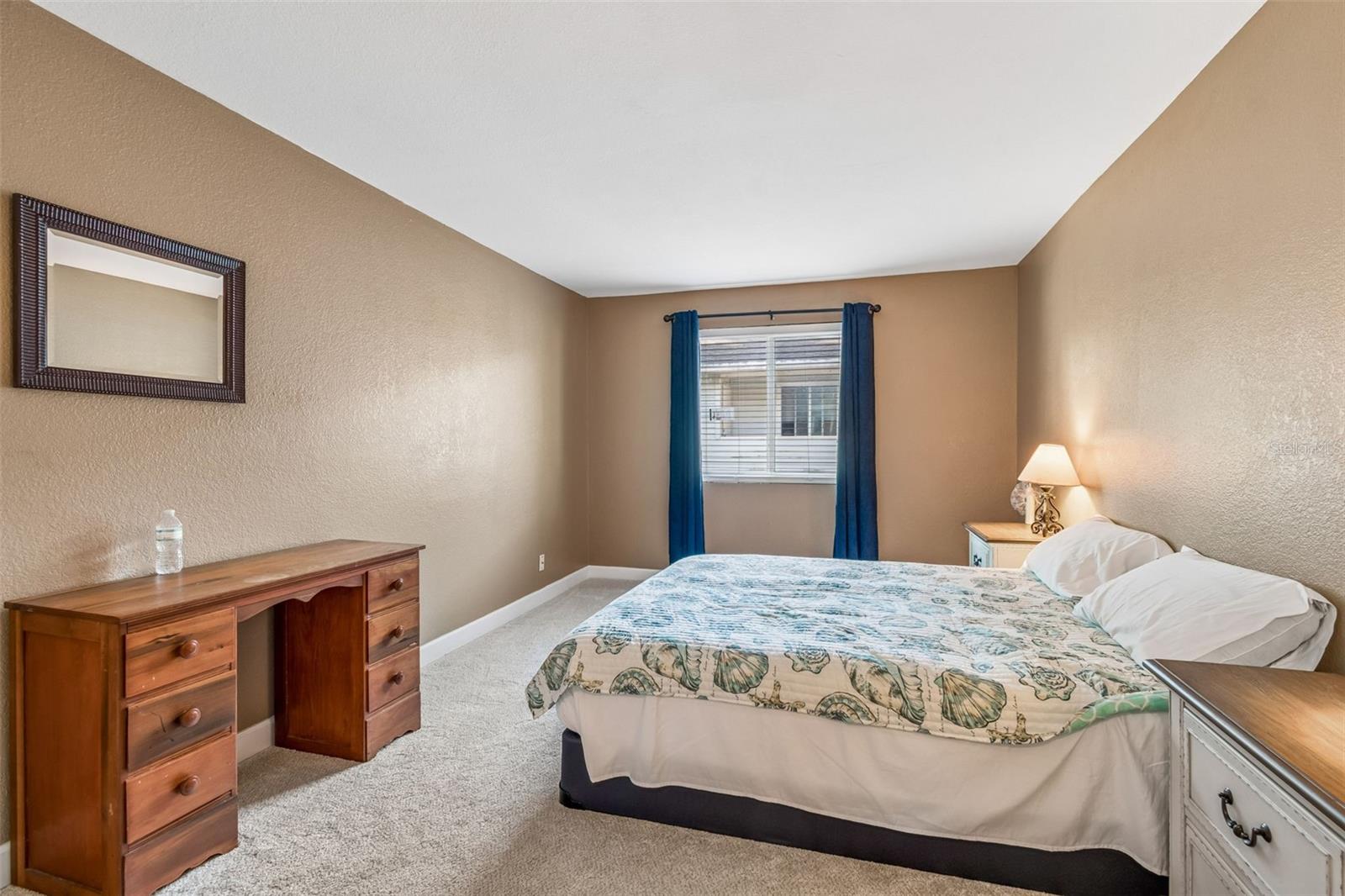 THE HAMPTONS AT BRANDON A CONDO - Residential