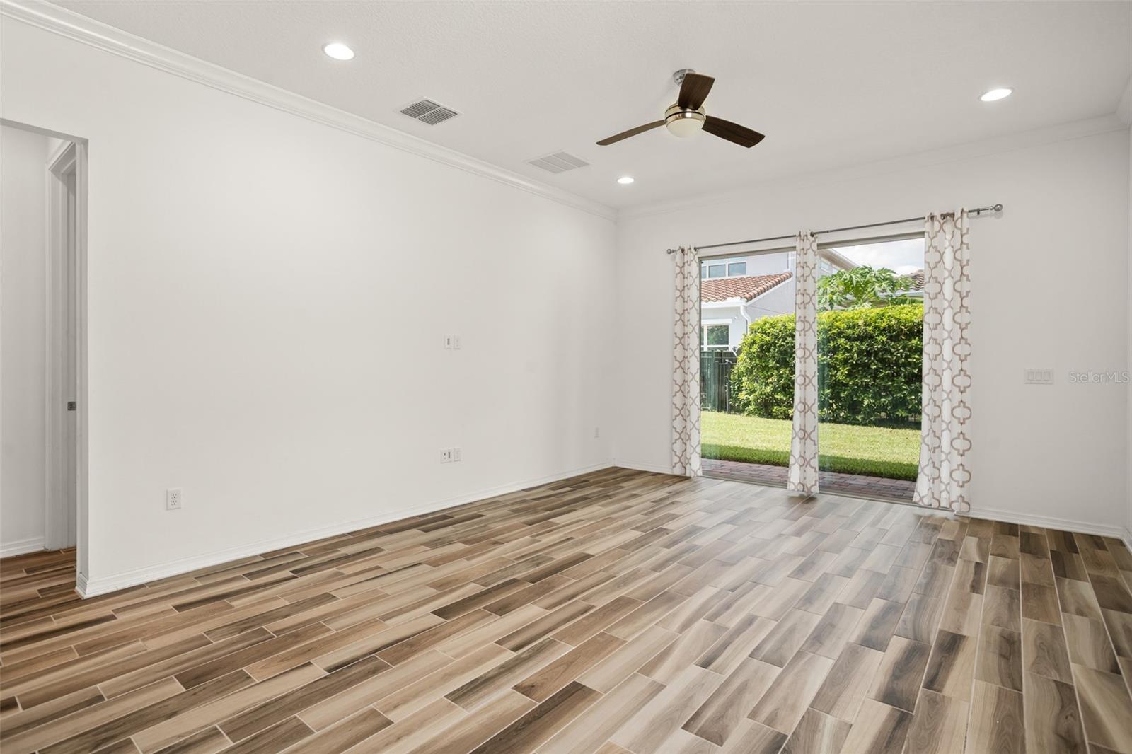 EAGLE CRK VILLAGE G PH 2 - Residential