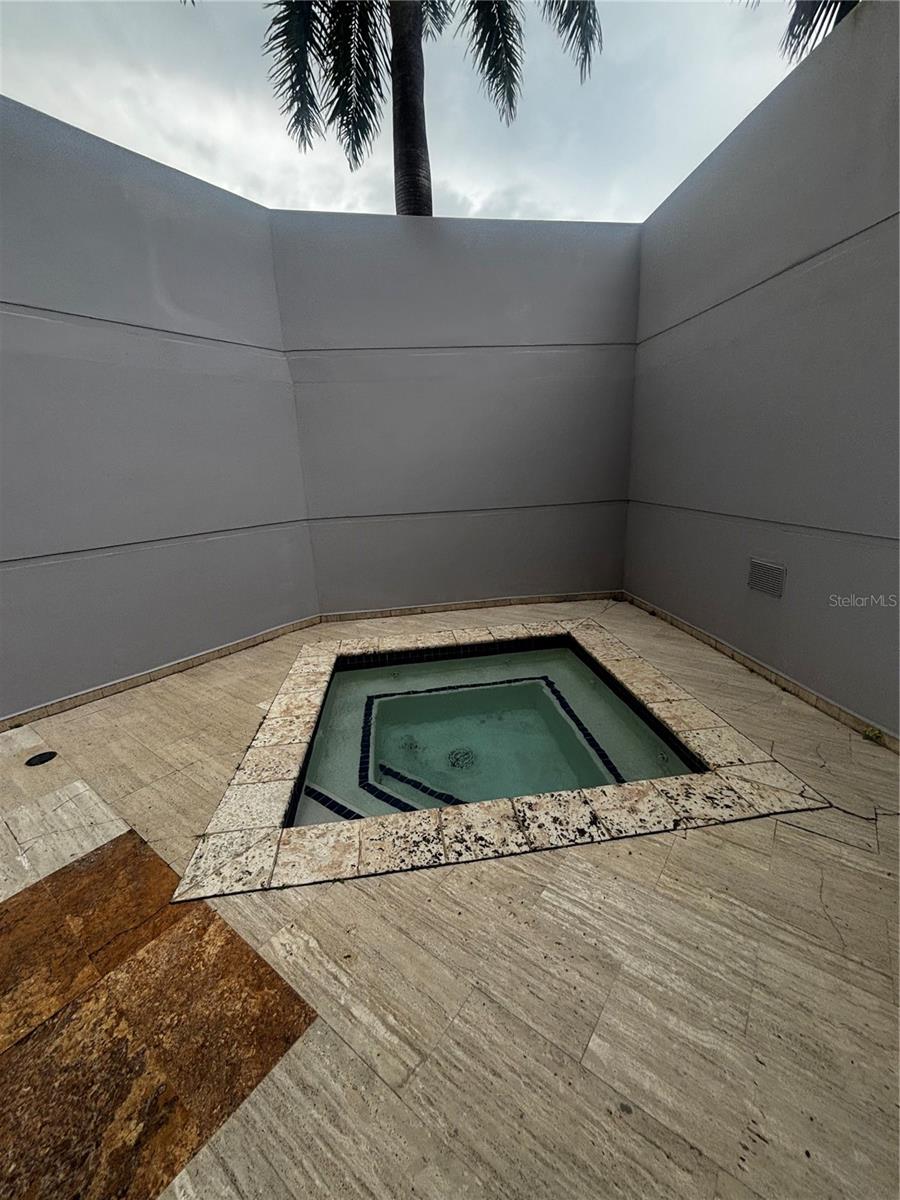 LA CIMA DE TORRIMAR - Residential