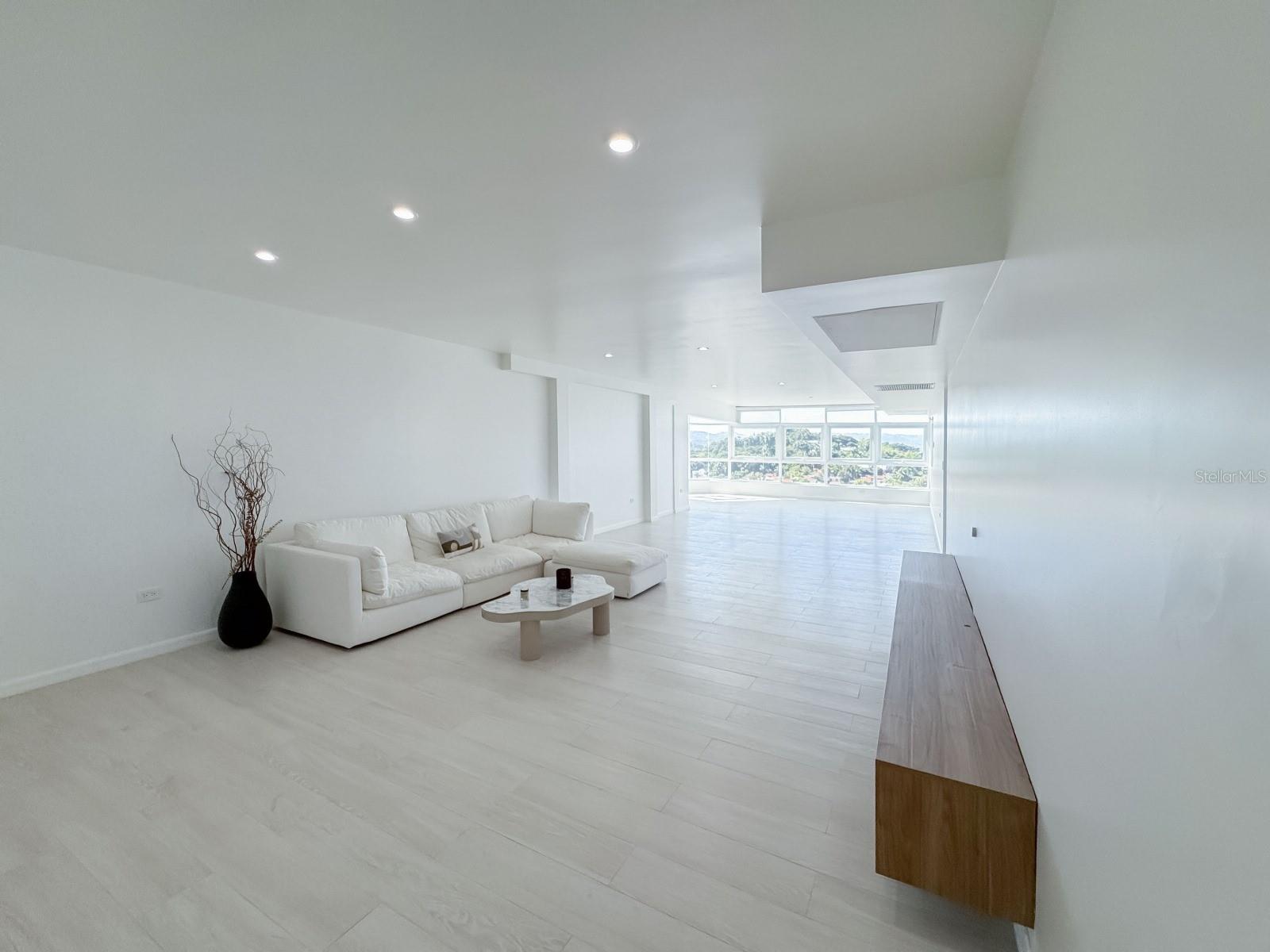 LA CIMA DE TORRIMAR - Residential