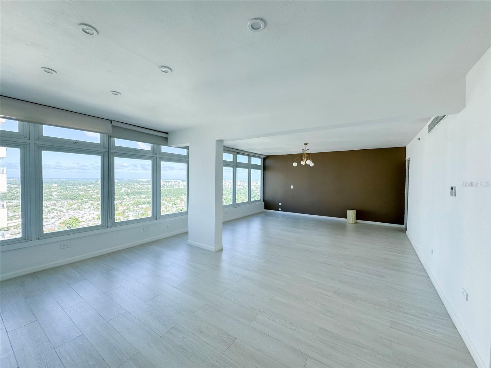 LA CIMA DE TORRIMAR - Residential