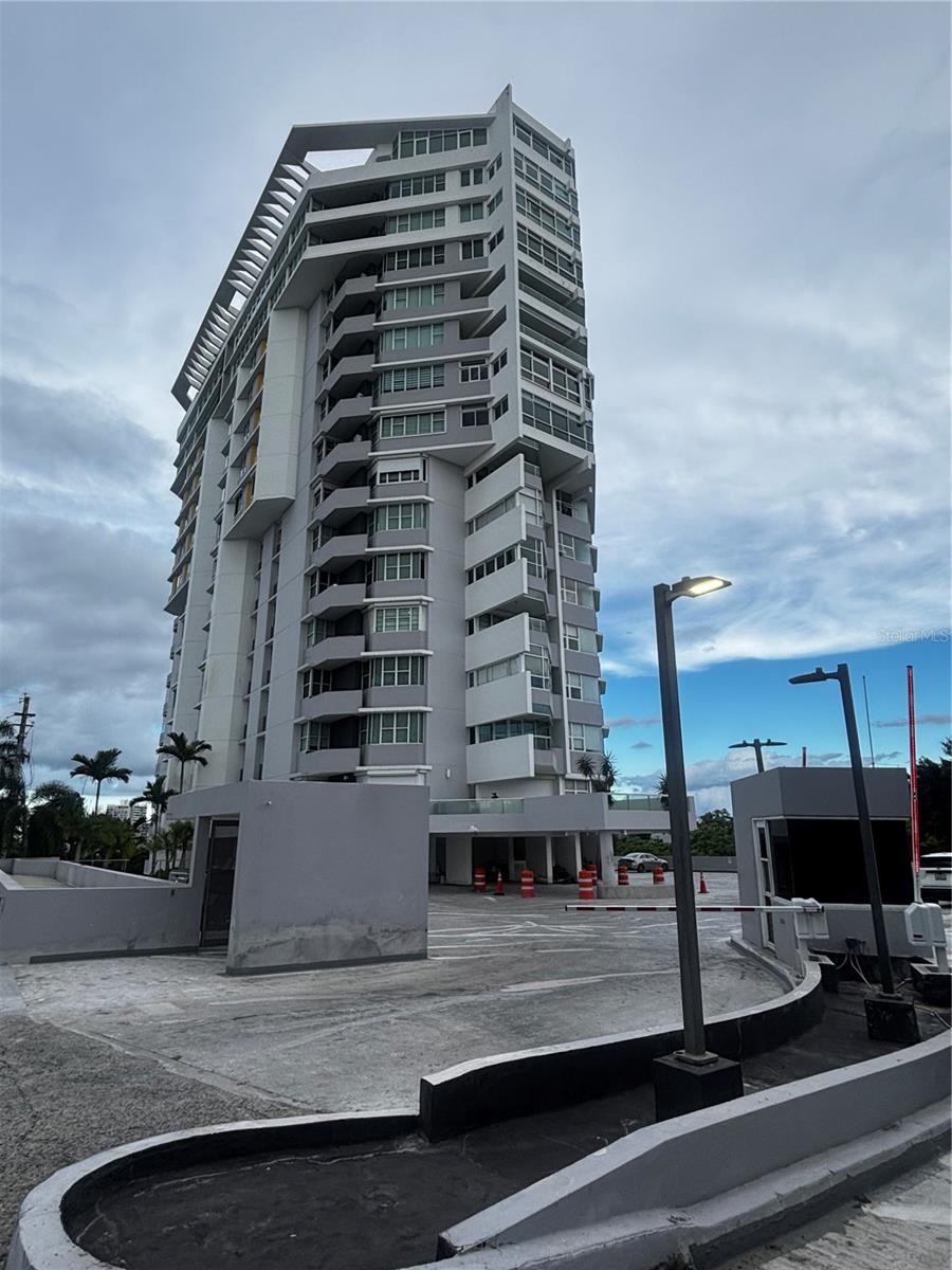 LA CIMA DE TORRIMAR - Residential