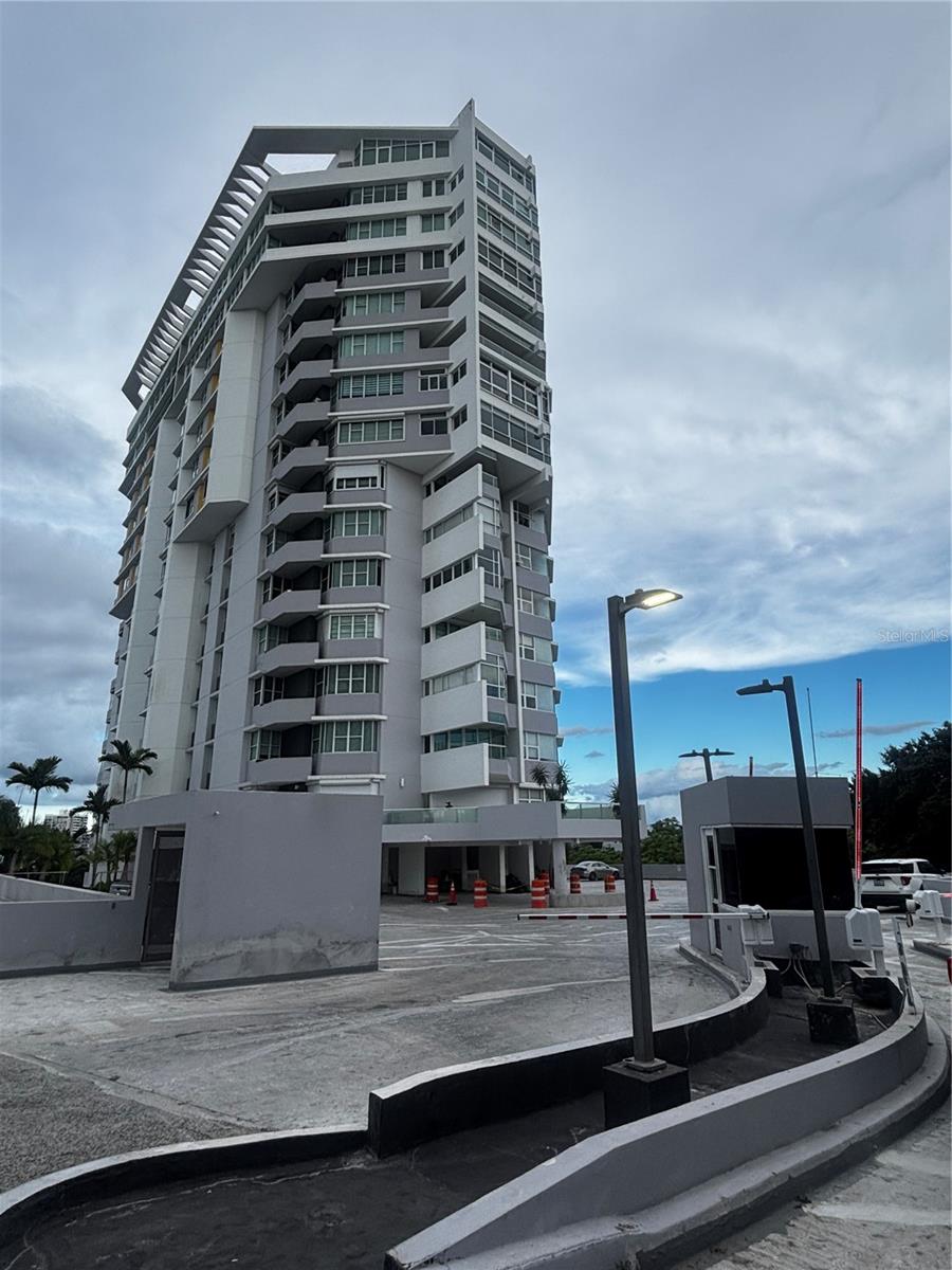 LA CIMA DE TORRIMAR - Residential