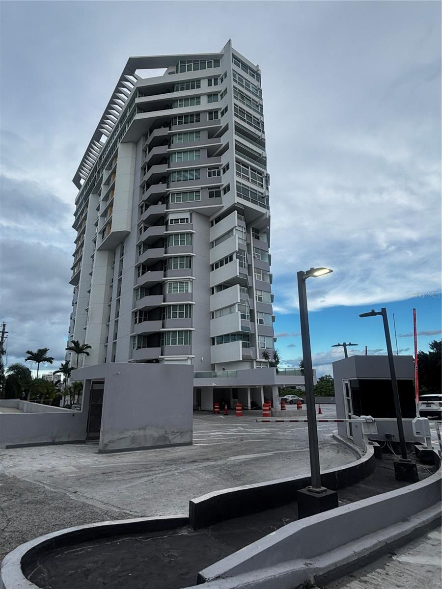 LA CIMA DE TORRIMAR - Residential