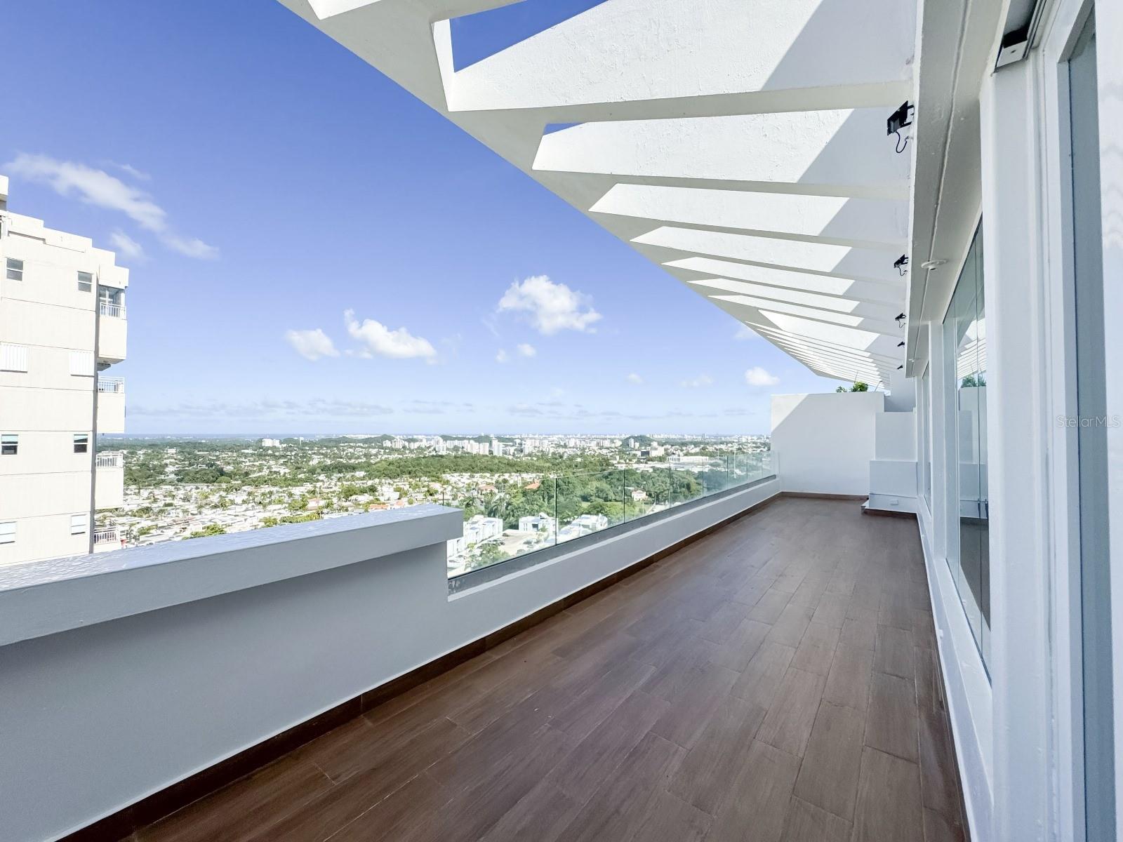 LA CIMA DE TORRIMAR - Residential