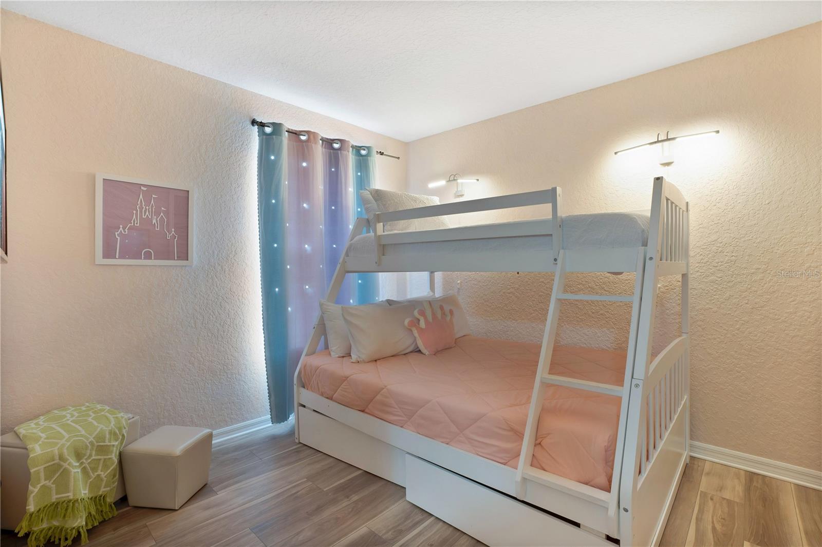 REGAL PALMS AT HIGHLAND RESERVE - Residential