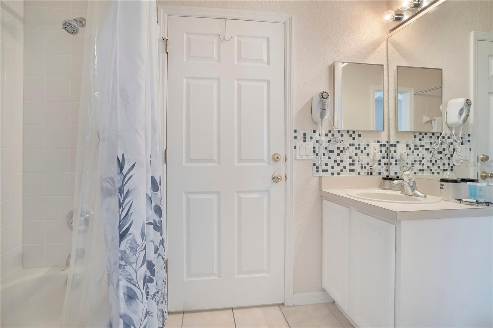 REGAL PALMS AT HIGHLAND RESERVE - Residential