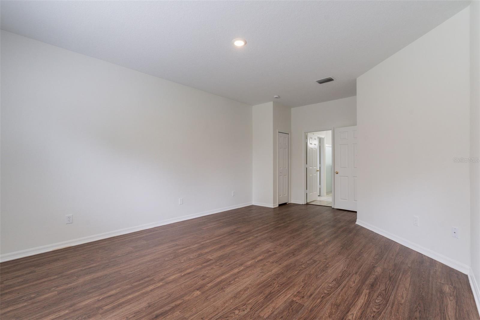 SUMMERFIELD VILLAGE 1 TR 11 - Residential