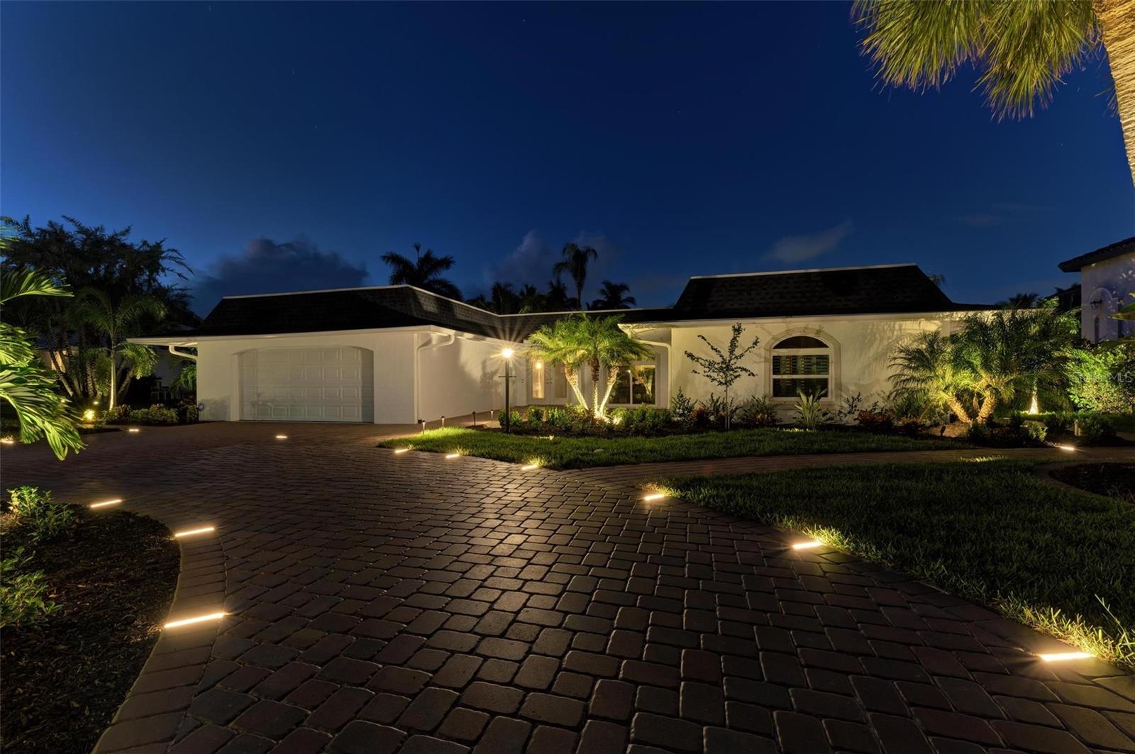 SIESTA ISLES - Residential