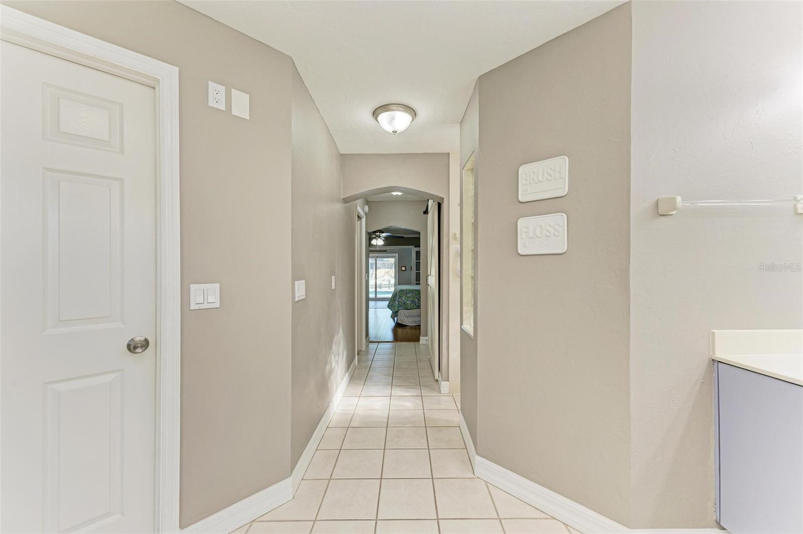 SIESTA ISLES - Residential