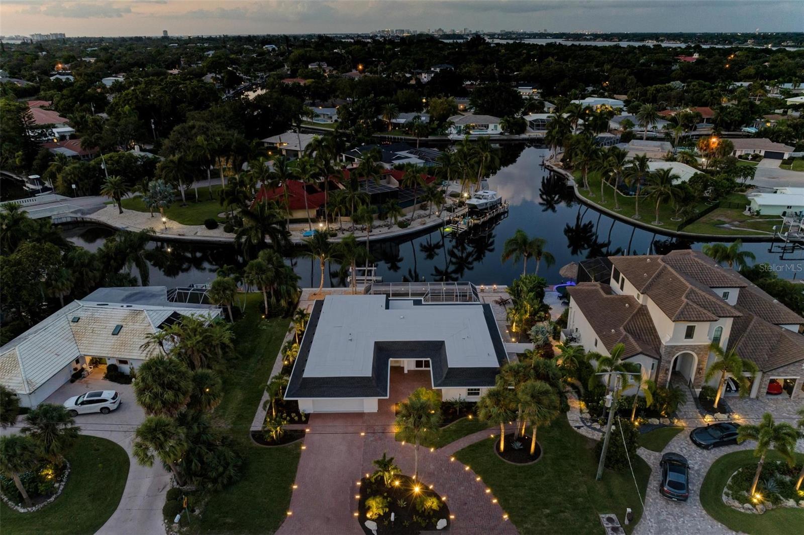 SIESTA ISLES - Residential