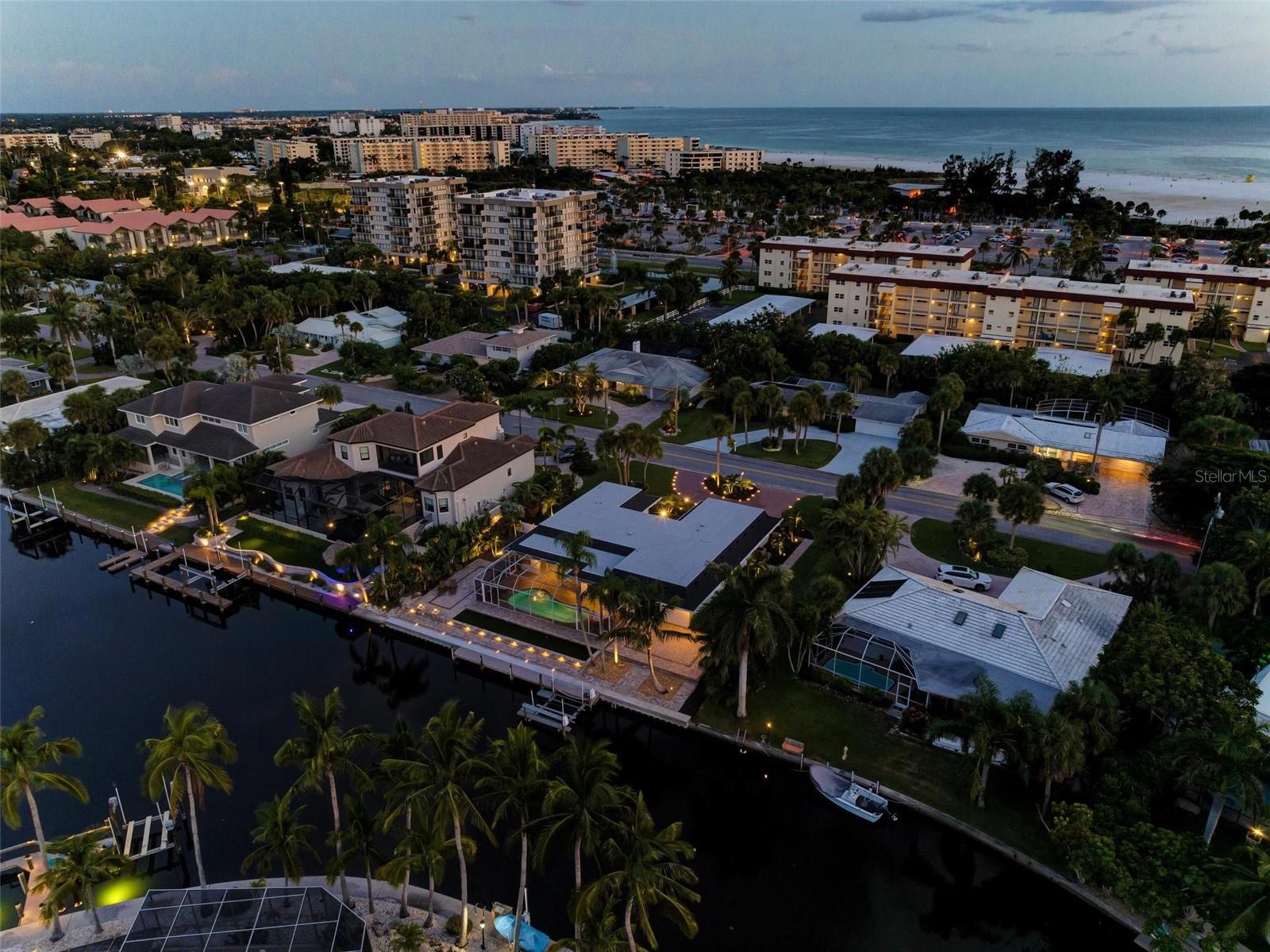 SIESTA ISLES - Residential