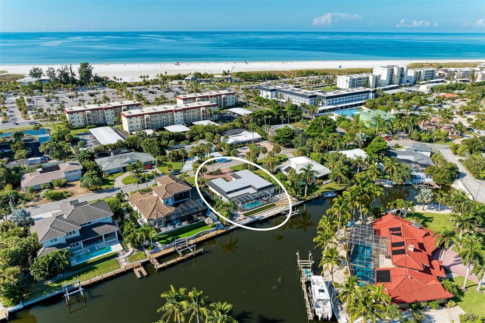 SIESTA ISLES - Residential