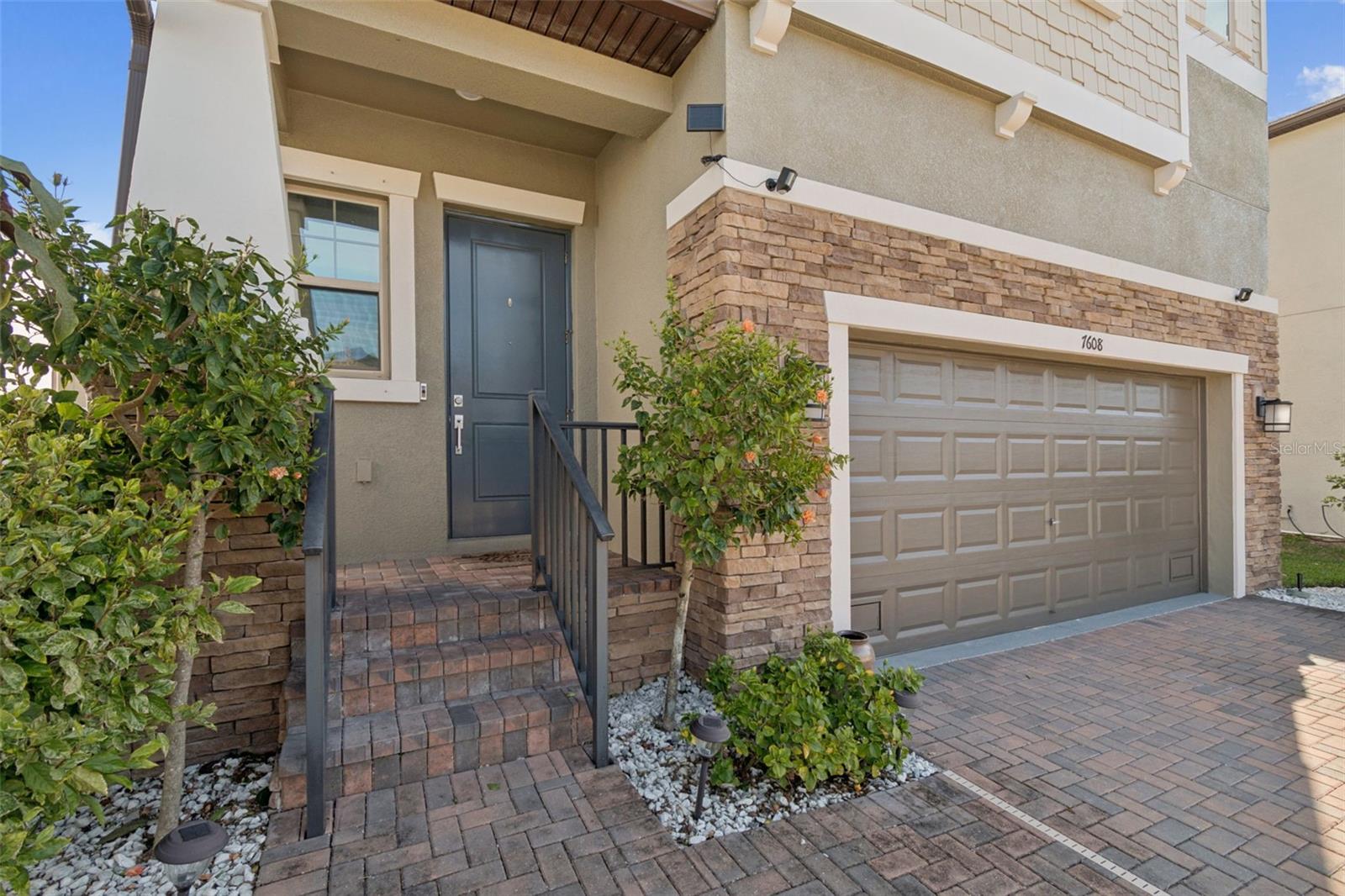 7608 S JUANITA STREET