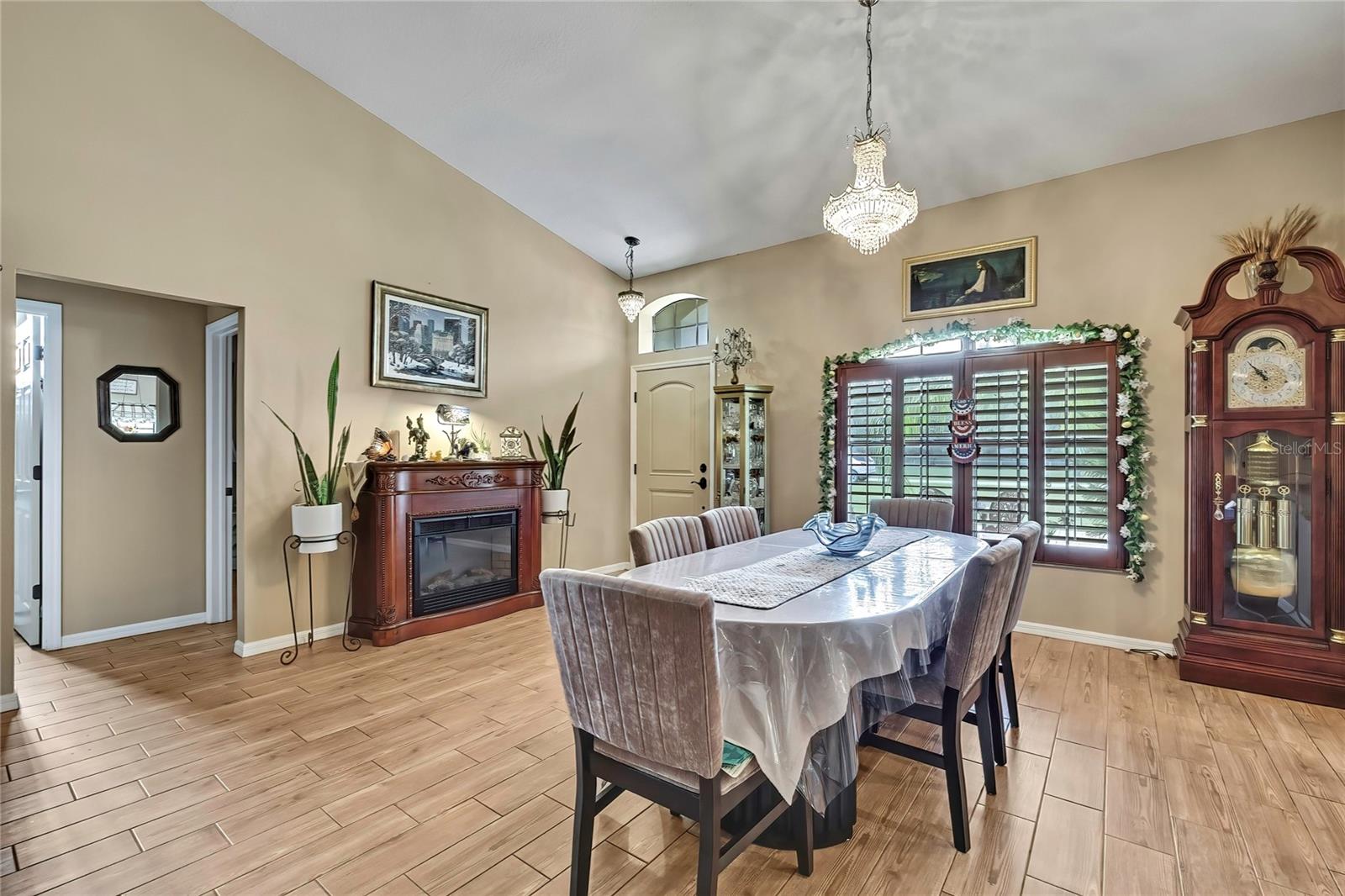 HIGHLANDS - Residential