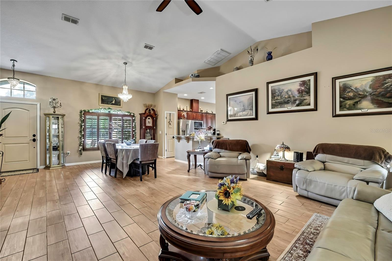 HIGHLANDS - Residential