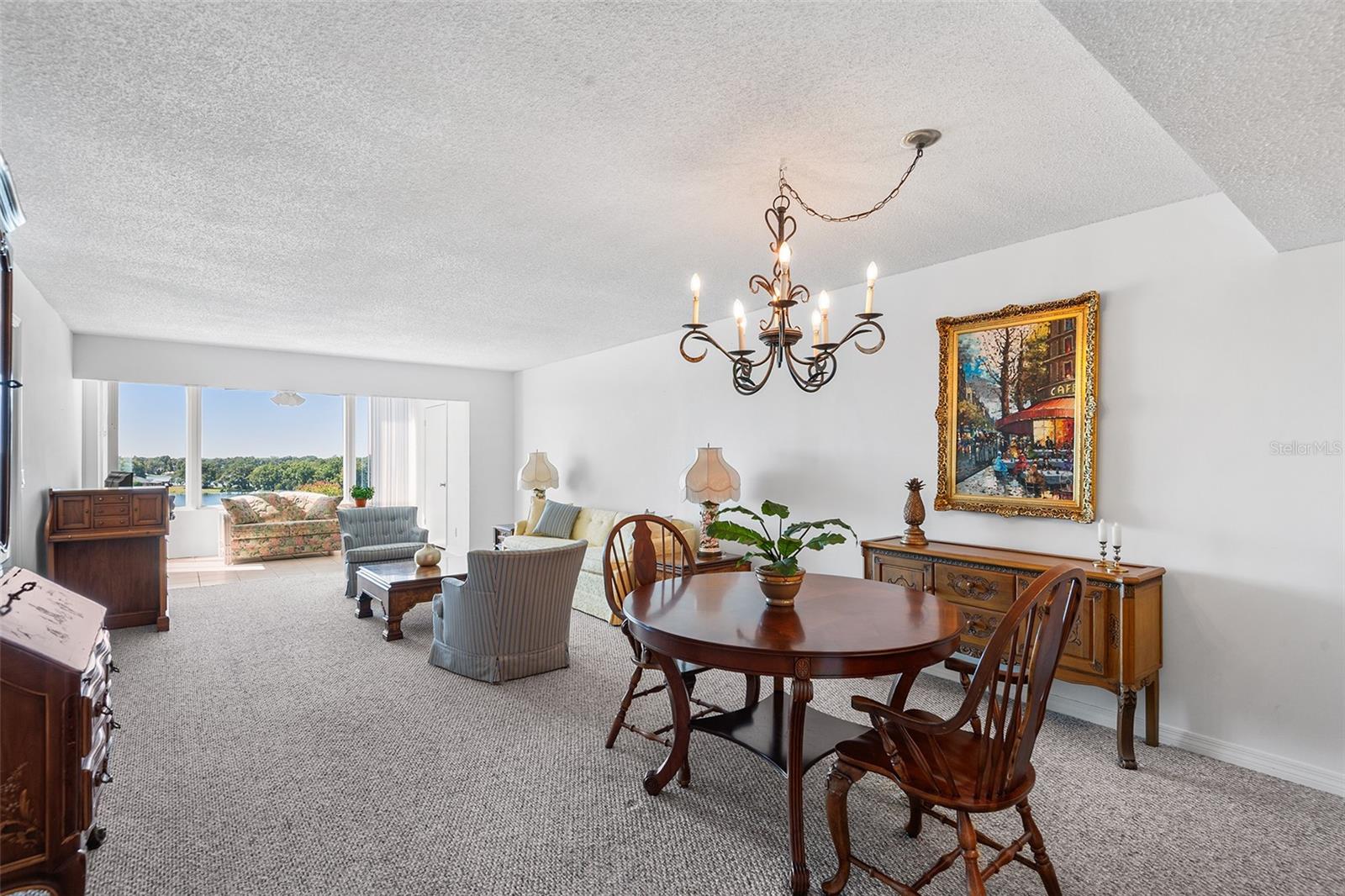 LAKERIDGE CONDO - Residential