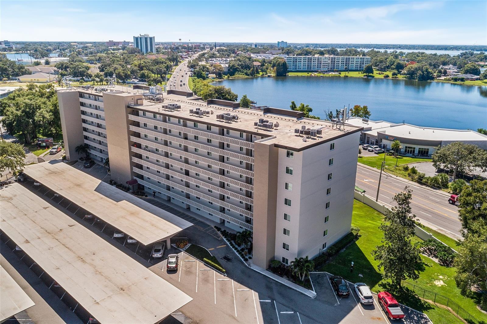 LAKERIDGE CONDO - Residential