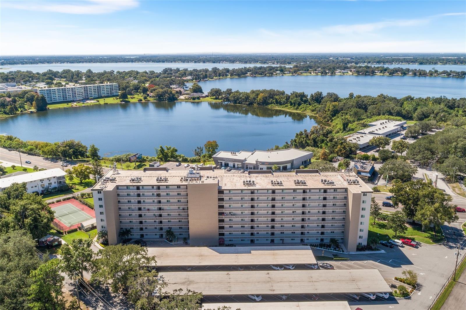 LAKERIDGE CONDO - Residential