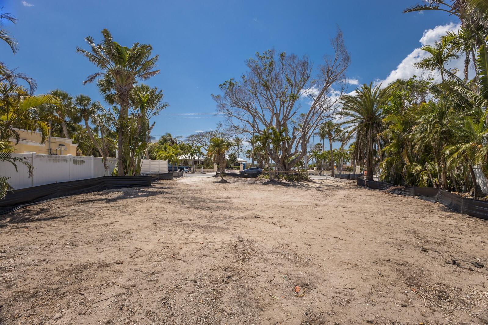 SAINT ARMANDS DIV JOHN RINGLING ESTATES - Land