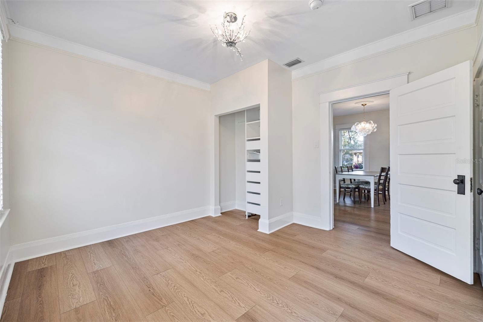 SUWANEE HEIGHTS - Residential Income