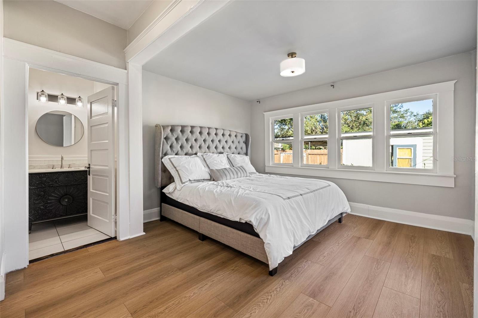 SUWANEE HEIGHTS - Residential Income