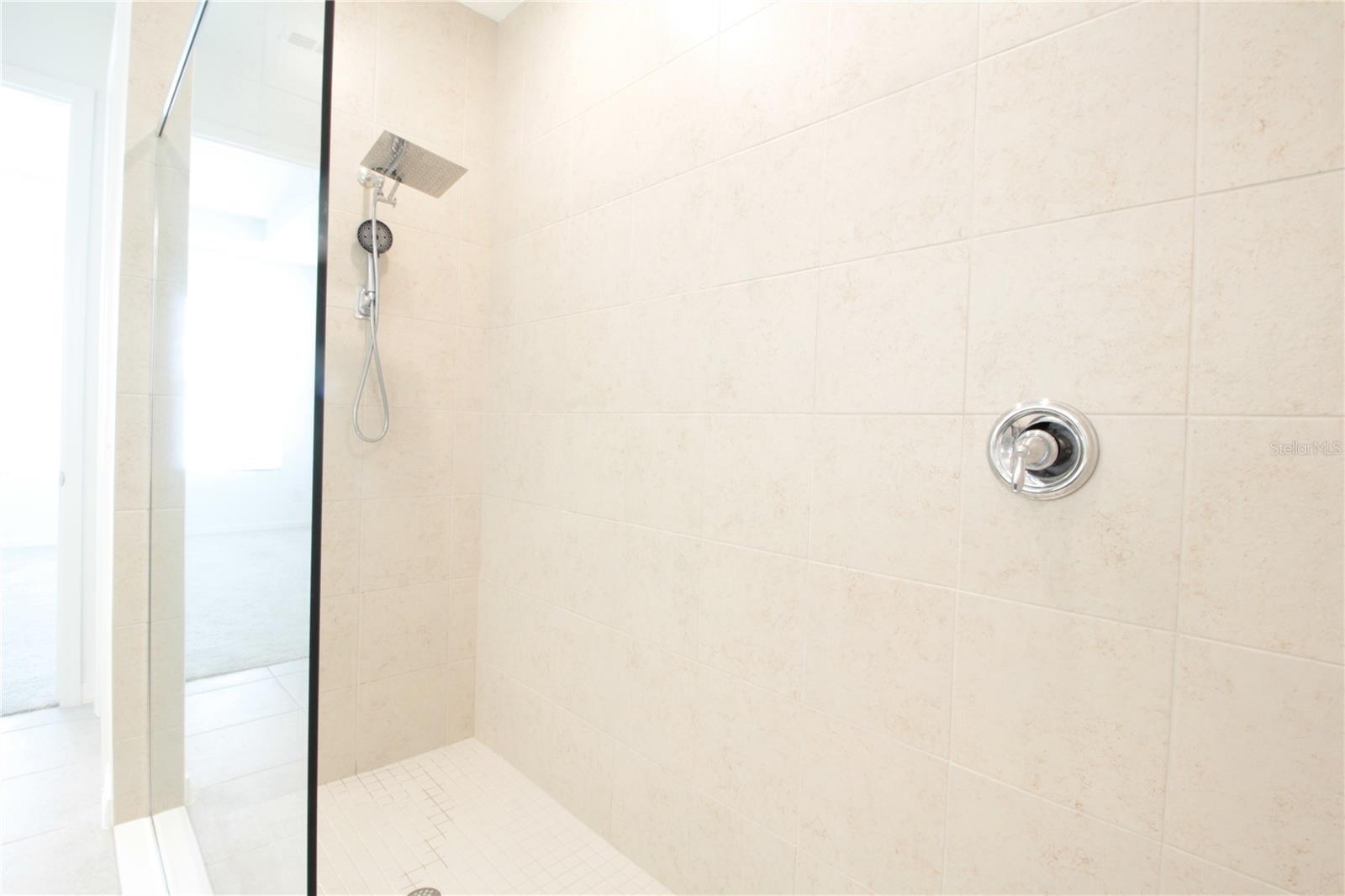 SUNBRIDGE - WESLEY PARK - Residential Lease