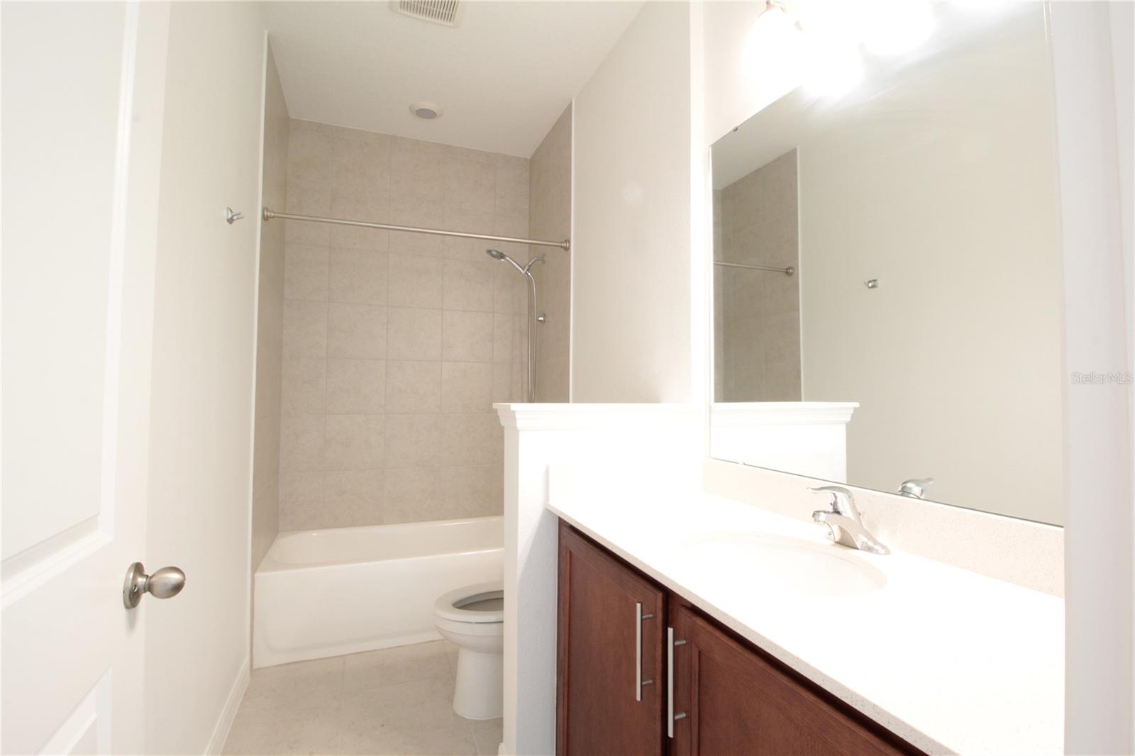 SUNBRIDGE - WESLEY PARK - Residential Lease