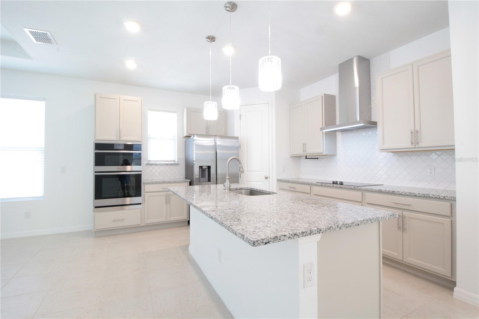 SUNBRIDGE - WESLEY PARK - Residential Lease